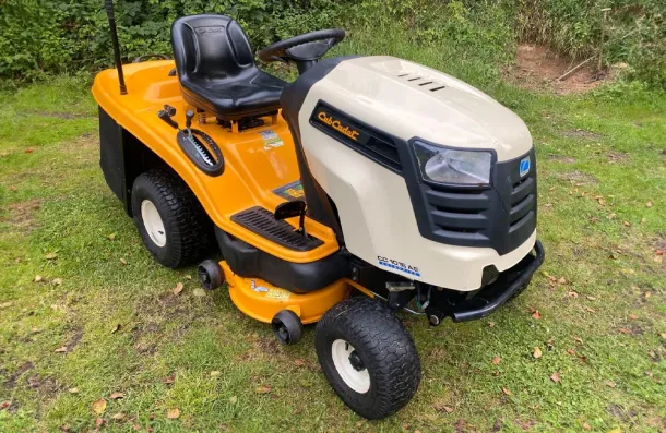 Rasentraktor Cub Cadet CC1016 AE